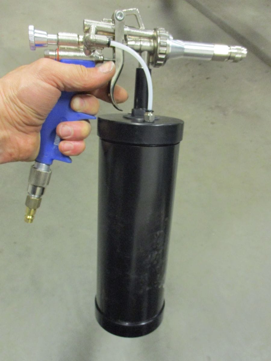 Fotol meie uus korrosioonitõrjepüss